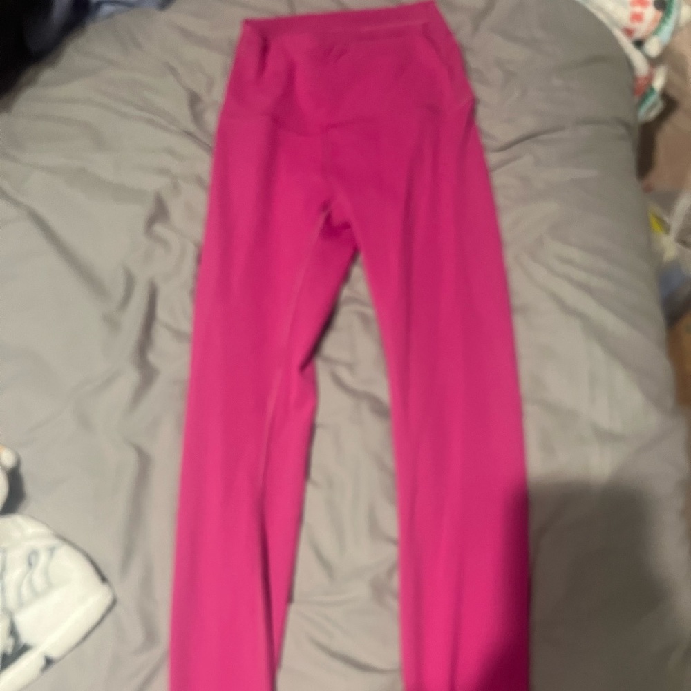 Lulu Lemon Wunder Train 25 inch: size 4